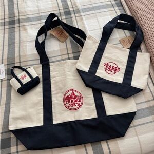 Trader Joe's Navy and Cream Tote Bag Set